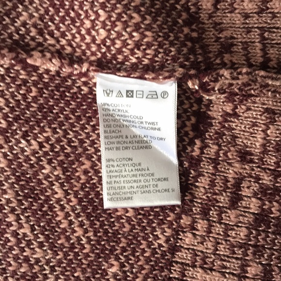 Ecoté Sweater/Cardigan - Picture 5 of 7